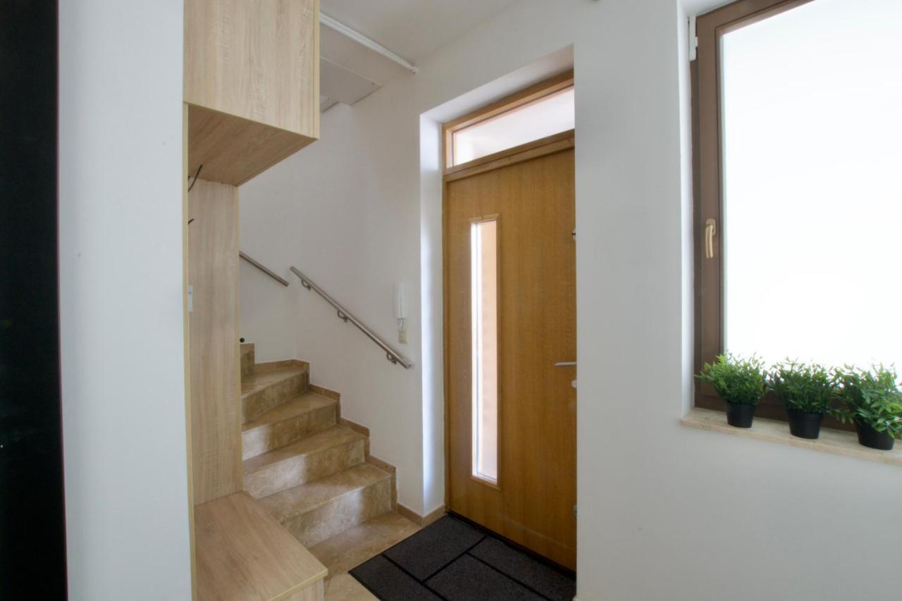 Penthouse Apartment By Hi5 -At The Top Of บูดาเปสต์ ภายนอก รูปภาพ