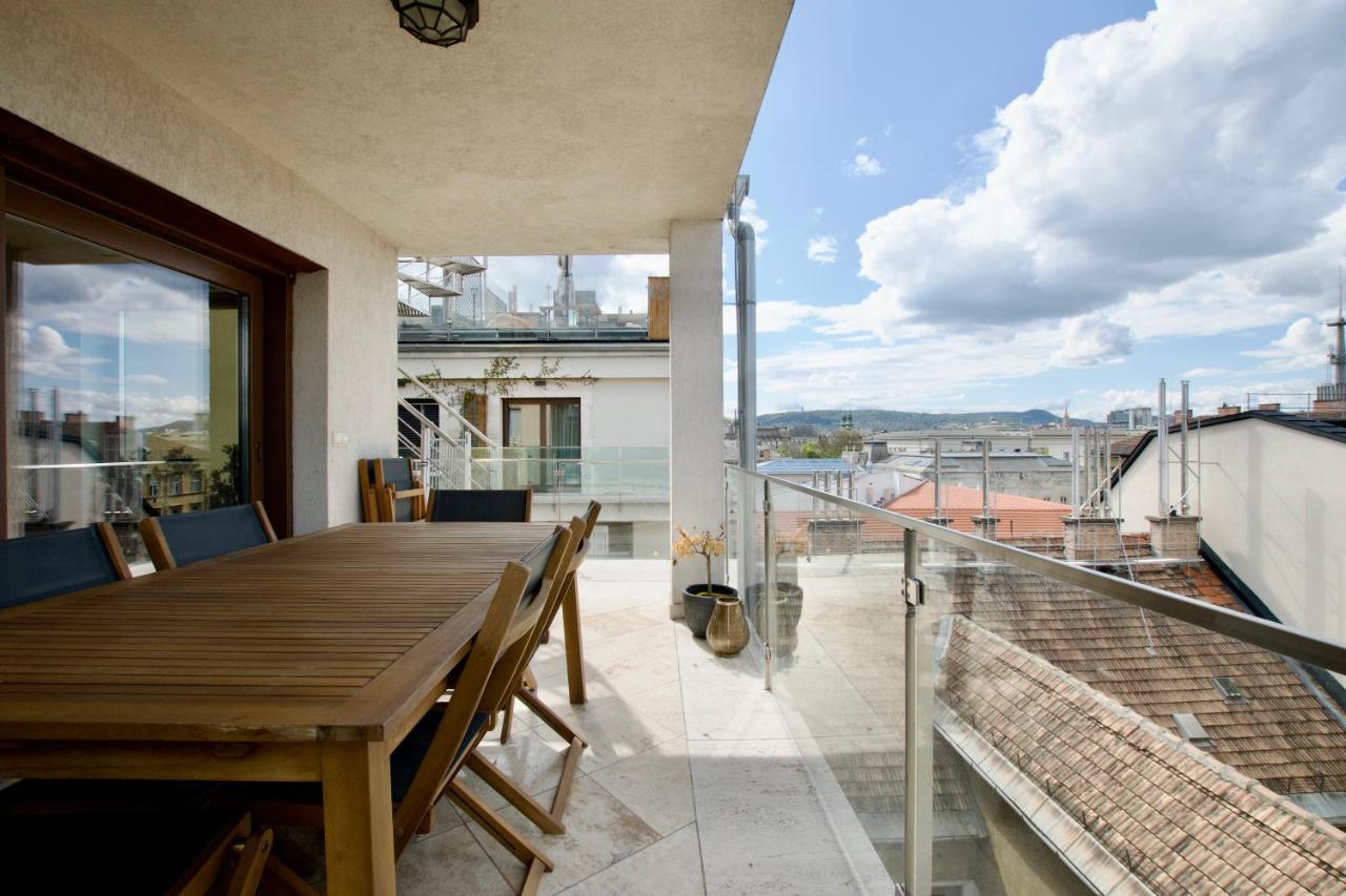 Penthouse Apartment By Hi5 -At The Top Of บูดาเปสต์ ภายนอก รูปภาพ