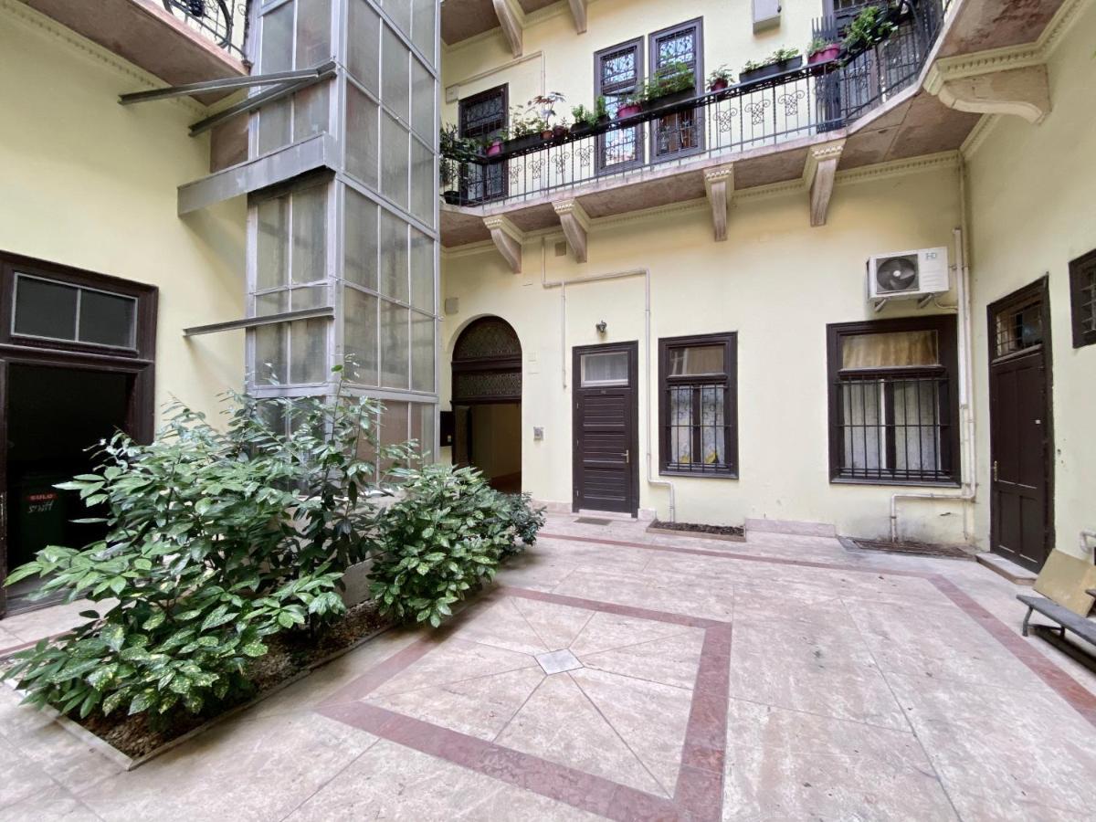 Penthouse Apartment By Hi5 -At The Top Of บูดาเปสต์ ภายนอก รูปภาพ